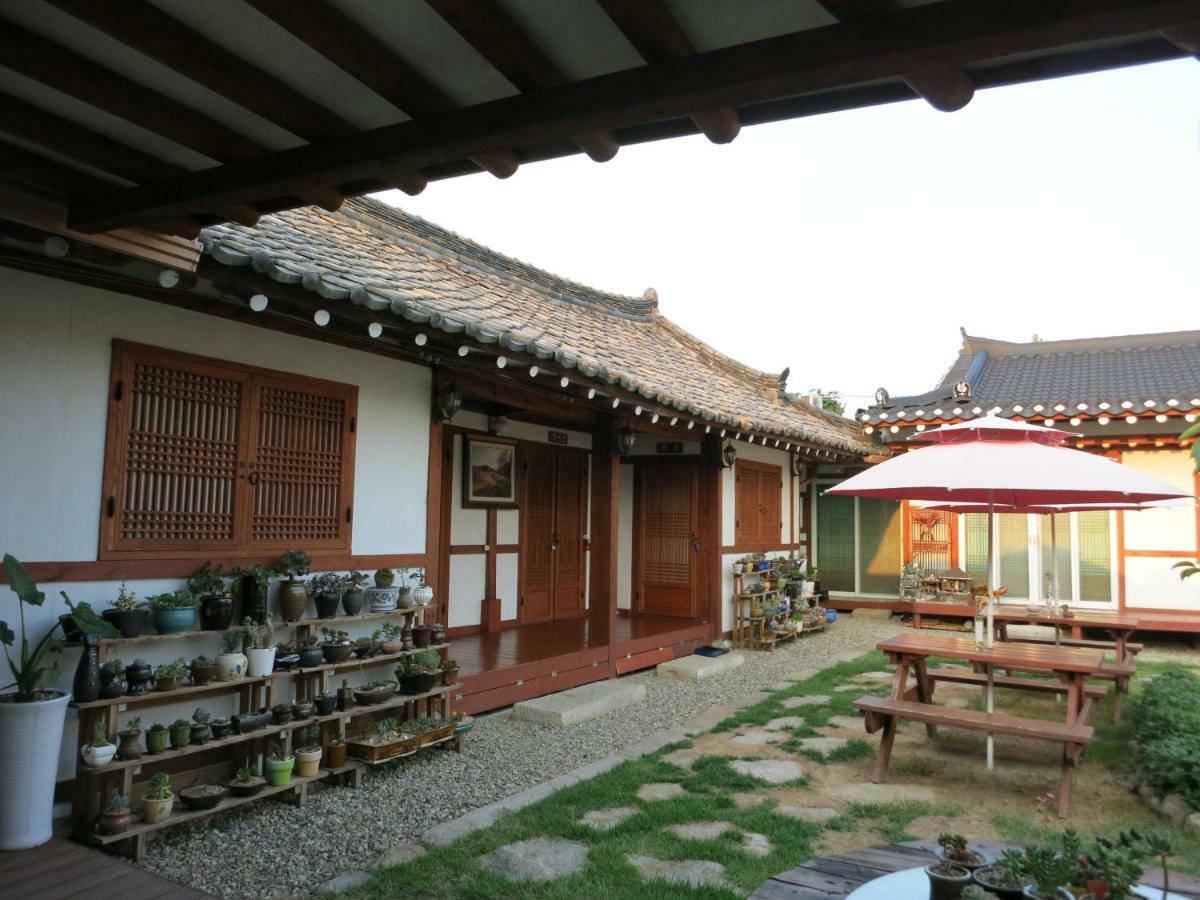 Hanok Raon Gyeongju Exterior photo